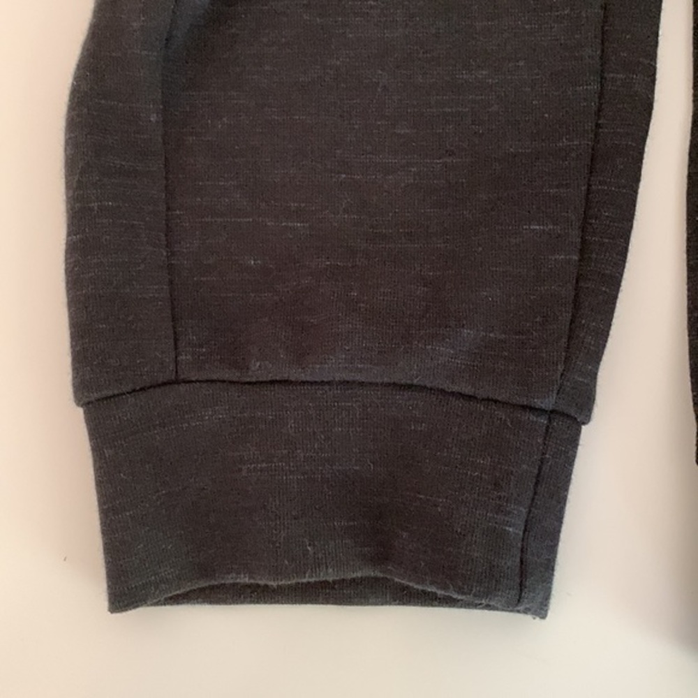 Fila ‘Live in Motion’ men’s heathered black sweatpants joggers. Large. EUC - Picture 9 of 9